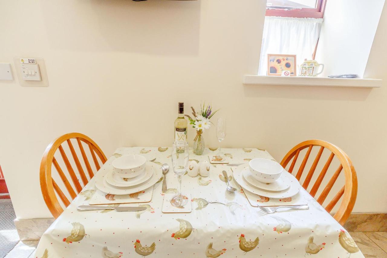 Jenny'S Cottage Diggle Екстер'єр фото